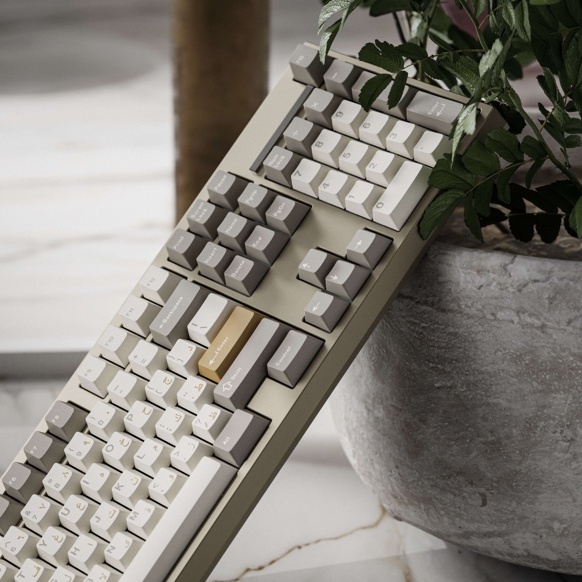 [Pre-Order] MW Alhambra R2